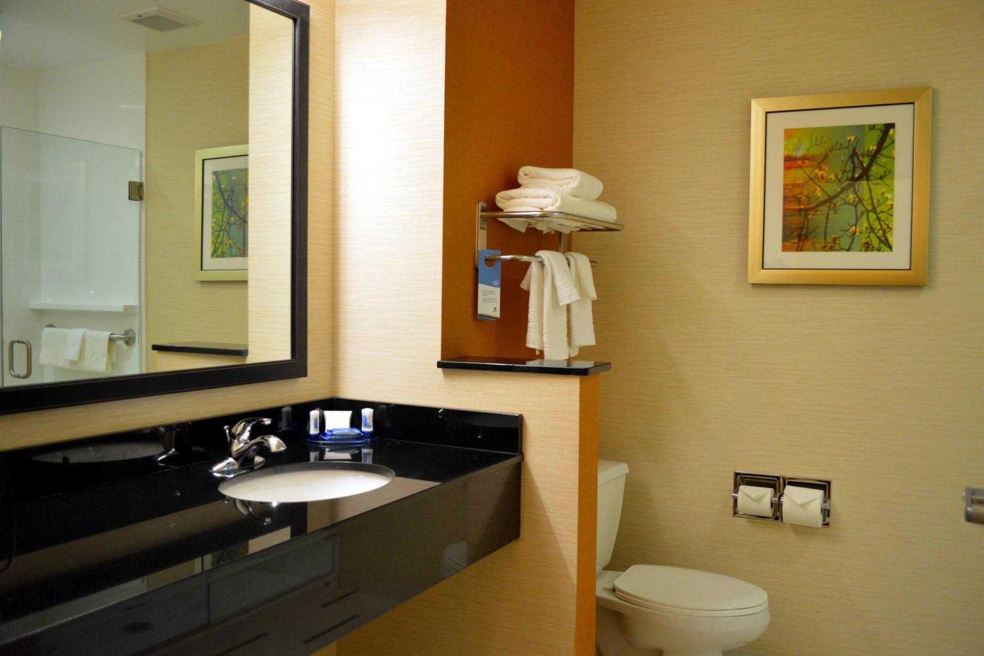 Fairfield Inn & Suites By Marriott Stafford Quantico Bagian luar foto